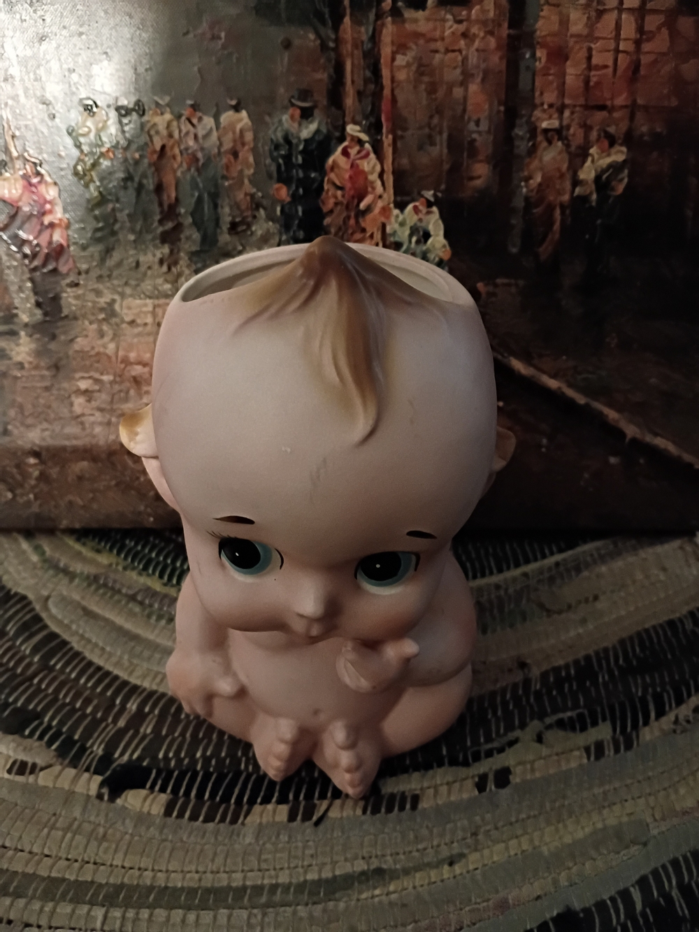Vintage Kitten Korporation Kewpie-Style Ceramic Planter - Peach Skin